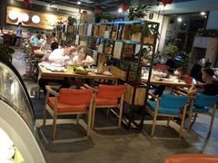 大堂-打酱友•斑鱼海鲜粥火锅(吴桥店)