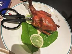 海盐焗乳鸽-小炳胜(卓悦中心店)