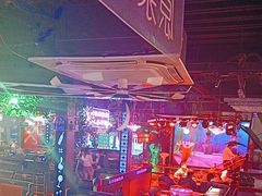 -路边边.炒菜烧烤.音乐餐厅(良乡长虹店)