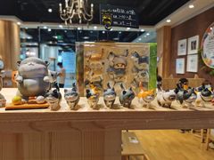 -藏猫猫咖啡主题馆(中央大道店)