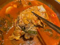 韩式土豆排骨汤-小韩屋韩国料理(上海湾店)