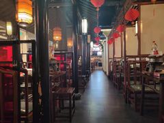 大堂-卢大鲜鱼头捞饭(美利广场店)