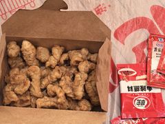 -肥肥虾庄·金牌油焖大虾(汉口城市广场店)