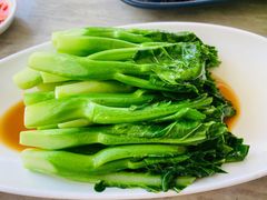 白灼广东芥兰-皇后餐厅-煲仔·小菜·打边炉(古北店)