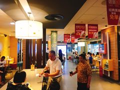 大堂-麦当劳(新世纪环球中心店)