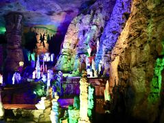 -泰安地下龙宫景区