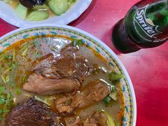 -金杨拉面王小吃面馆·牛三宝面·红烧牛肉粉