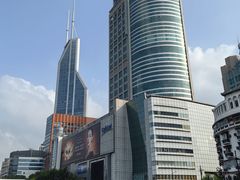 -上海来福士广场