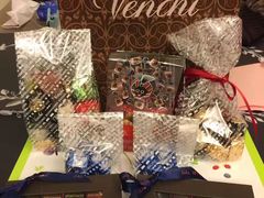 -VENCHI 闻绮(上海佛罗伦萨小镇店)