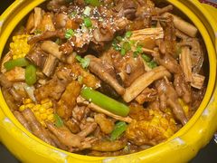 -多嘴超级肉蟹煲(杉杉国潮主题店)