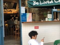-Be Lived Cafe比例咖啡(摩天轮店)