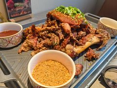 招牌香酥羔羊排-羊门客在·烤盐池滩羊·川菜