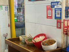 -小卫香辣面馆(老二中老大门店)