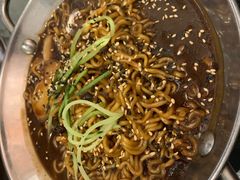 炸酱拉面-富乐满韩国正宗炸鸡韩国料理(虹泉路店)