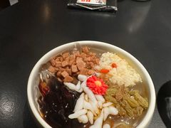 -麻六记(凤凰汇店)