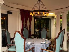 -弦月窗LUNETTE BY AMANDA(复兴路店)