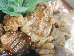 -隔壁老王·家常云南菜(花巷店)