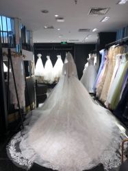 点击看大图 -GRACE KELLY婚纱与礼服(北京店)