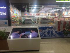 -窦店服务区-停车场