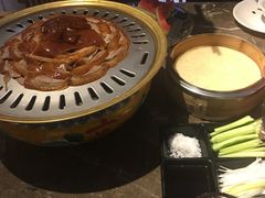 -三人行骨头王火锅(长寿店)