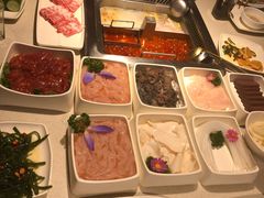 -海底捞火锅鲜切牛肉主题店(长寿路店)