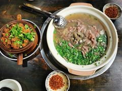 -乐山食古香跷脚牛肉