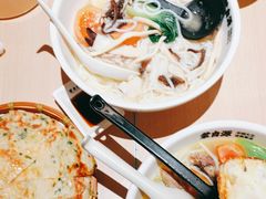 -蒙自源米线大王(东站店)