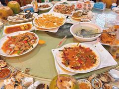 -三亚火车头万人海鲜广场