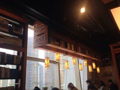 -西西弗书店&矢量咖啡(静安大悦城店)