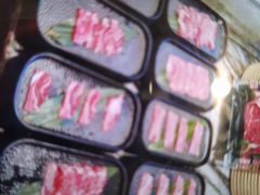-雍容荟帝王蟹活龙虾展台自助(IFS黑金店)