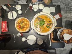 招牌鱼头泡饭-明丰小渔馆(明月路店)