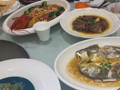 -沪华海鲜大酒楼(南汇店)