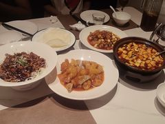 -皇城根·鲁菜济南菜·吊炉烤鸭·炒鸡鱼头(济南旗舰店)