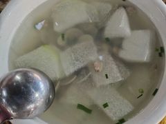 -黄记四更烤乳猪店