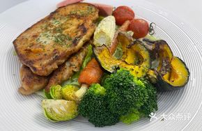 Secret-Recipe Chicken Cutlet with Roasted Vegetables