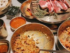 -草家酱蟹炭火烤肉店(珲春南路一店)
