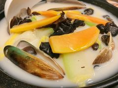 鲜贝鱼汤煮时蔬-港丽餐厅(高德置地店)