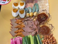 -嗨辣小聚·盘锦河蟹·海鲜烧烤龙虾(盘锦十年好店)