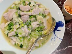 -新白鹿餐厅(爱琴海购物中心店)