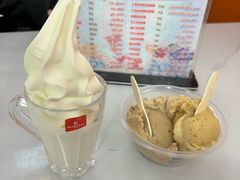 -古老冰山特色冰淇淋店(艾提尕尔店)