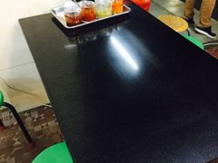 -丫丫桂林米粉(学府店)