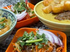 -002鱼汤粉(龍園店)