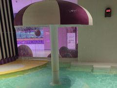 -涨巢·潮玩水疗局