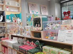 -泡泡玛特POPMART(杭州乐堤港店)