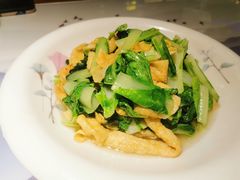 -松沪名灶·豆浆鱼头·新上海菜(飞航吾悦广场店)