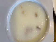 奶油蘑菇汤-豪客来牛排(新街口羊皮巷店)