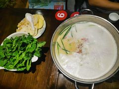 -夏屿湖畔.落日湖景餐厅(普者黑景区店)
