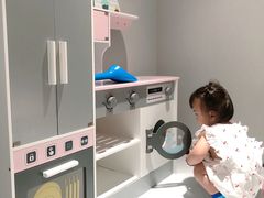 -龙格亲子游泳·水育早教运动中心(龙湾天街店)