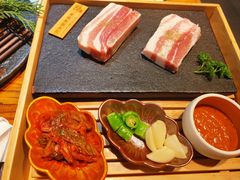 -黑牛の店·和牛烧肉(大悦城店)