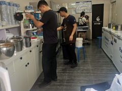 -帅小六刨冰·不一样的奶冰(总店)